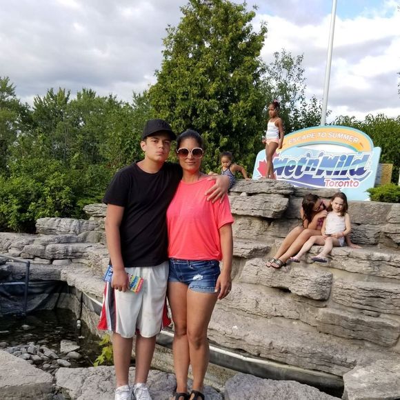 Meet your Posher, Dina - Picture 1 of 1